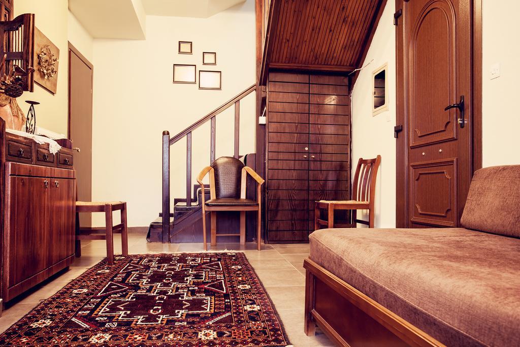 Militsa Guesthouse Naousa  Zimmer foto